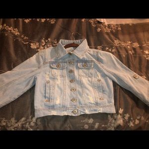 Cropped denim jacket